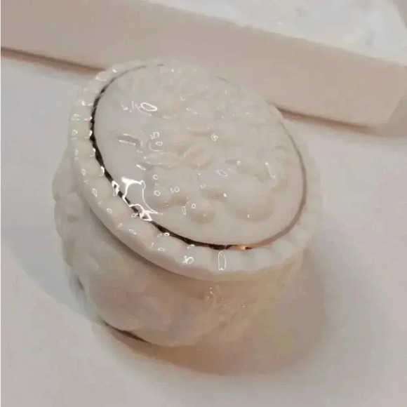 Lenox Oval Trinket Jewelry Box Trinket Container 2 Piece Set - Picture 5 of 11